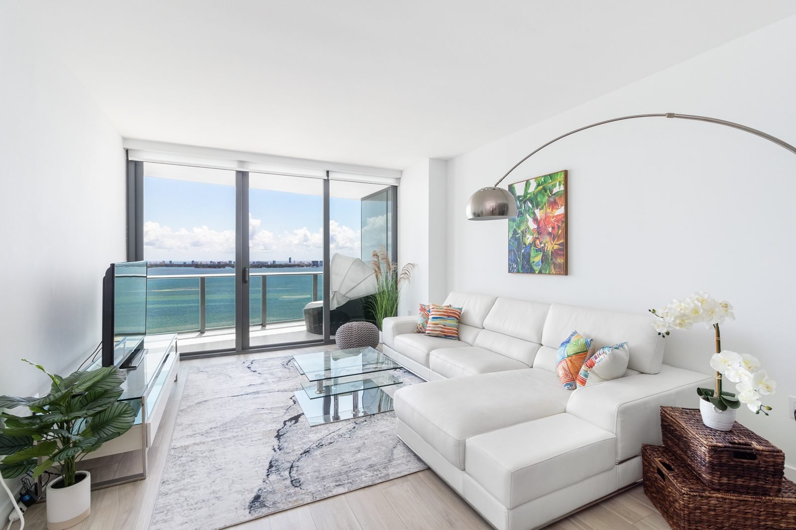 Icon Bay residence photo 4