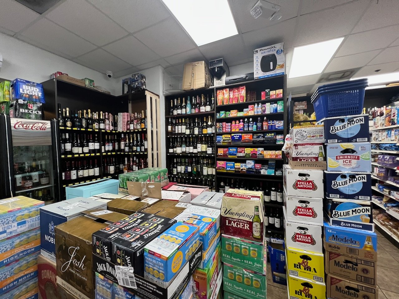 Convenience store inside Quantum on the Bay